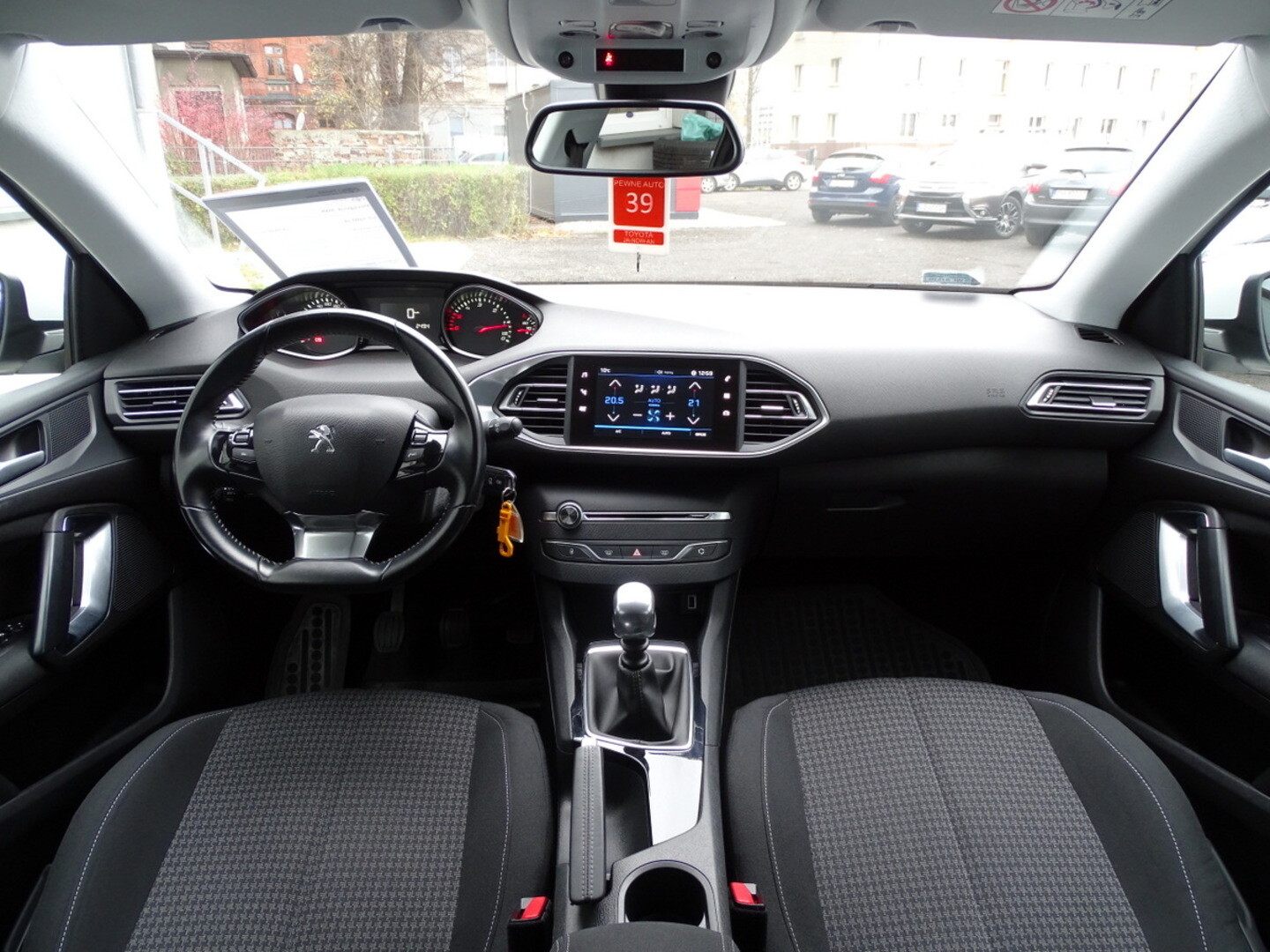 Peugeot 308