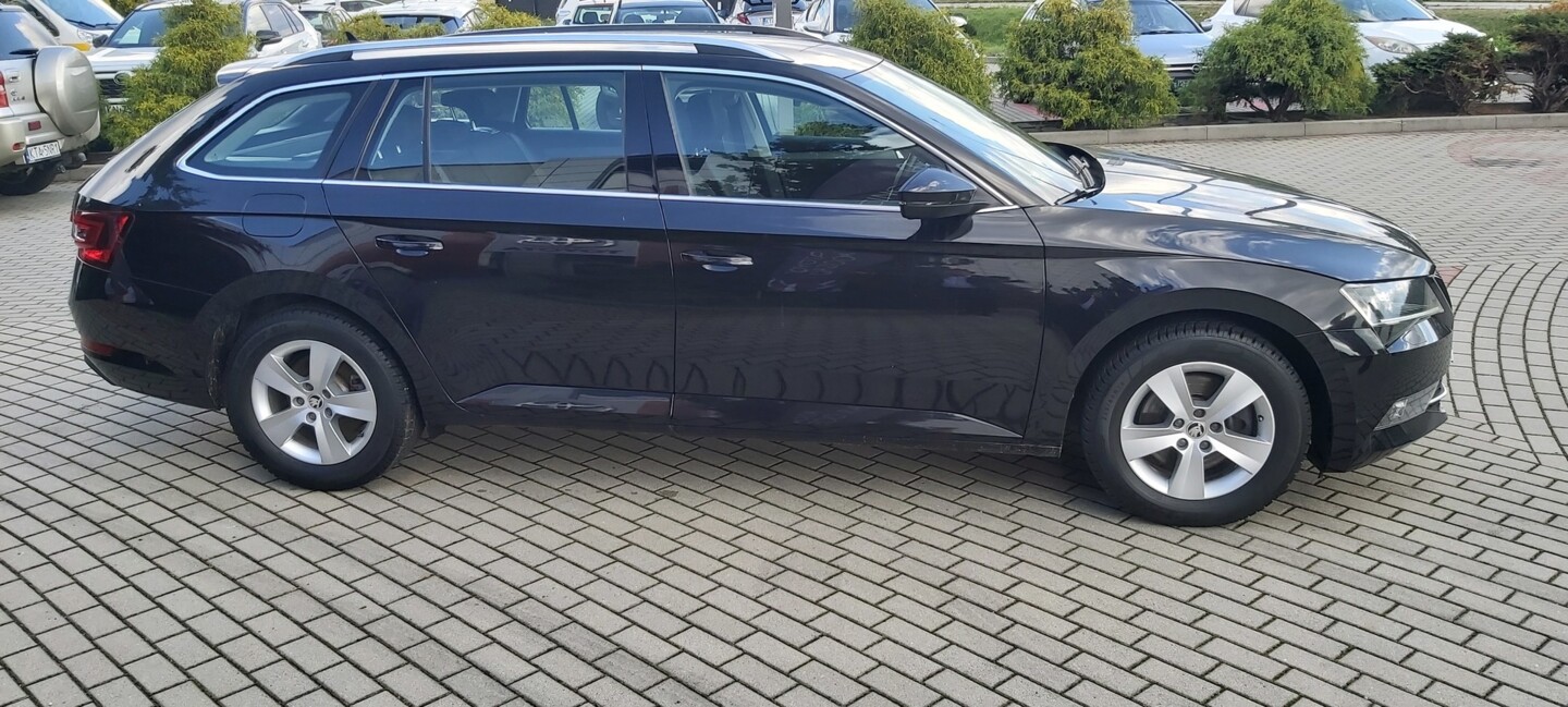 Škoda Superb