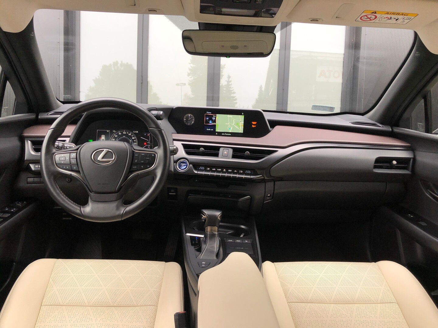 Lexus UX