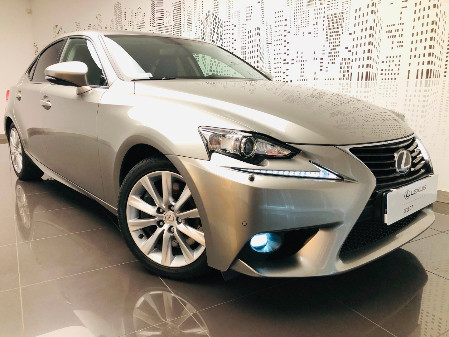 Lexus IS