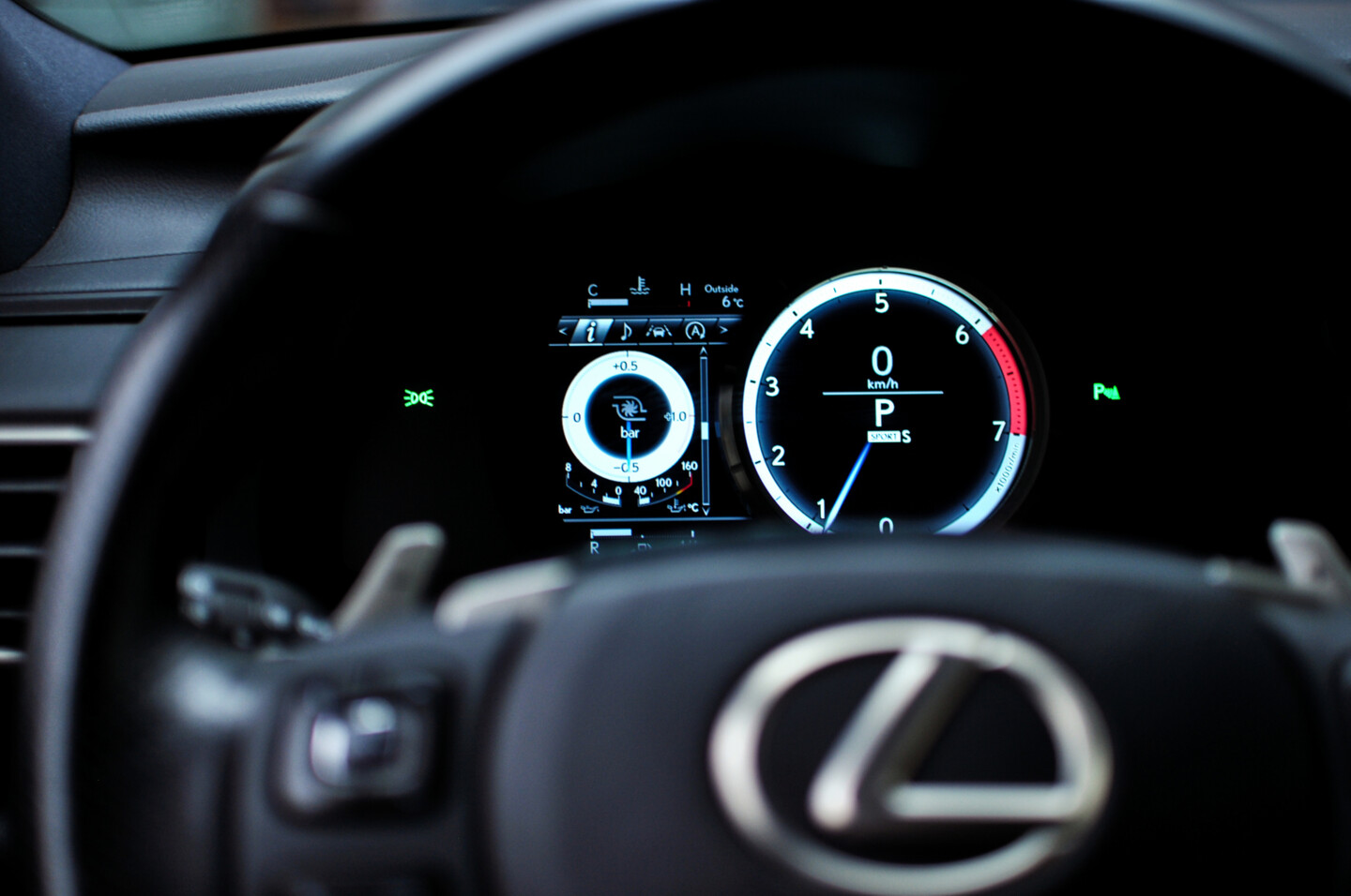 Lexus RC