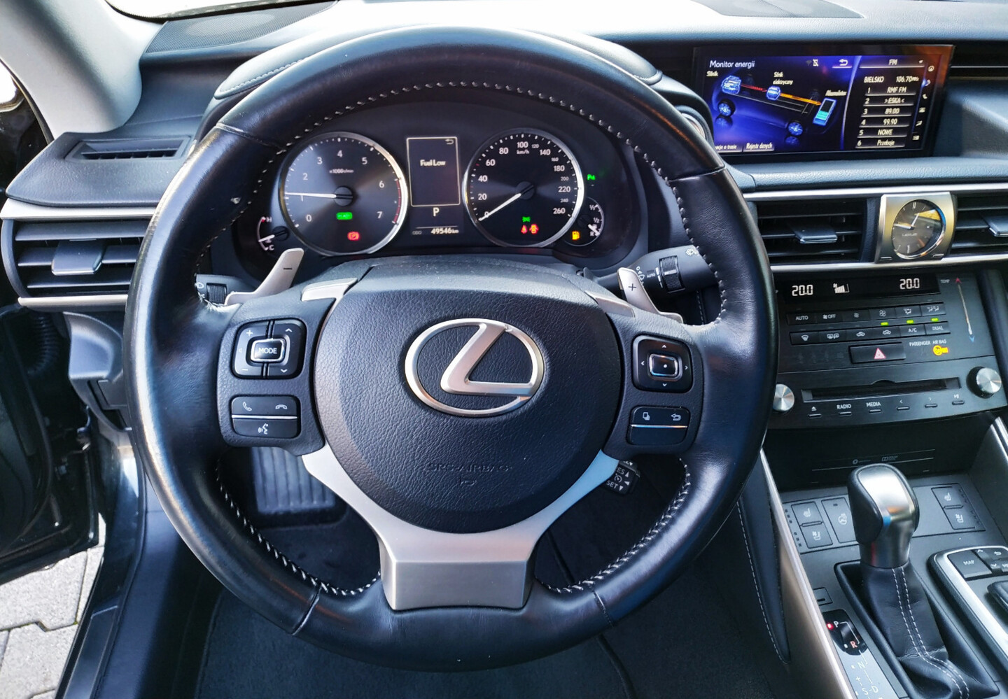 Lexus IS