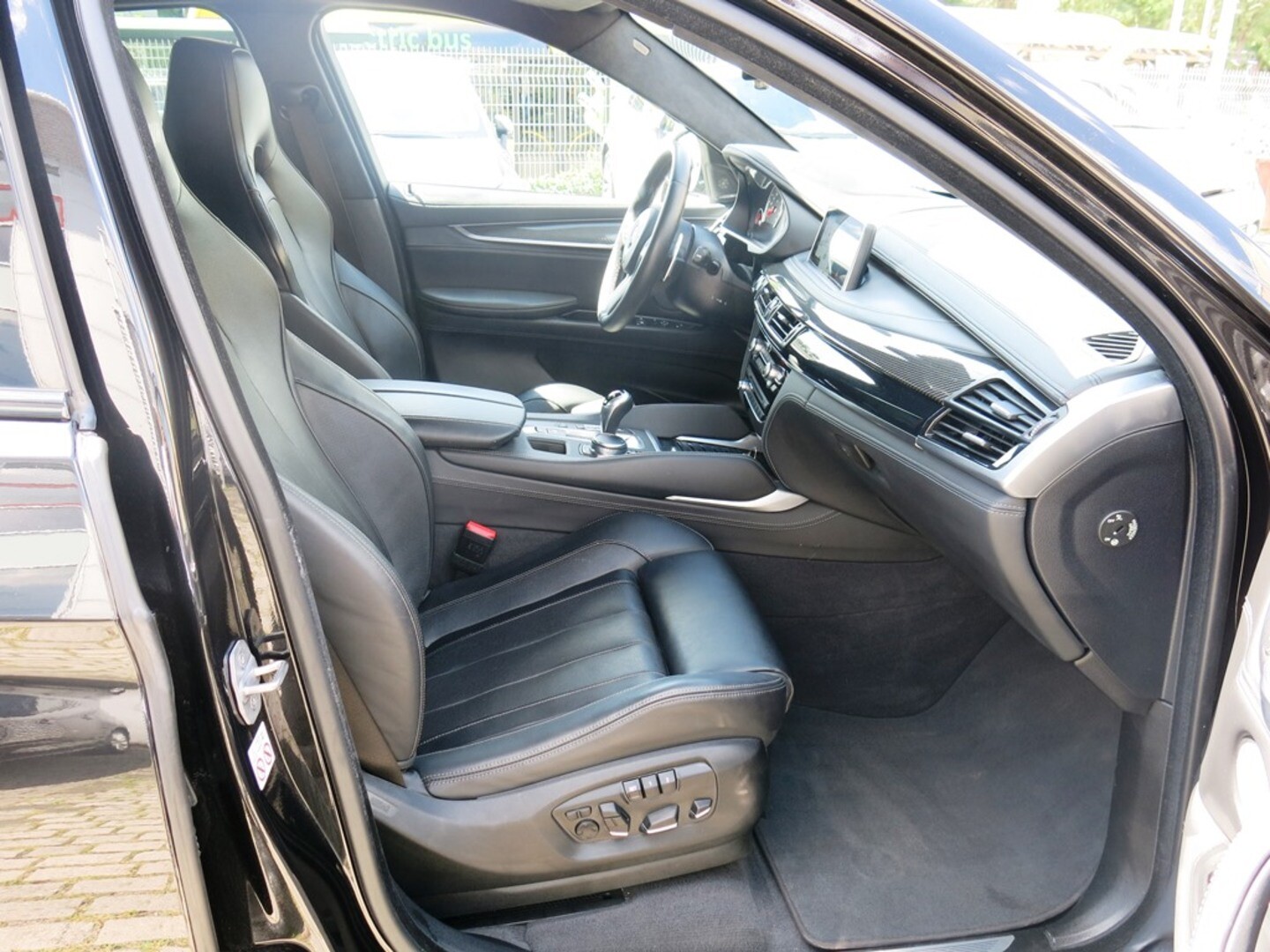 BMW X6 M