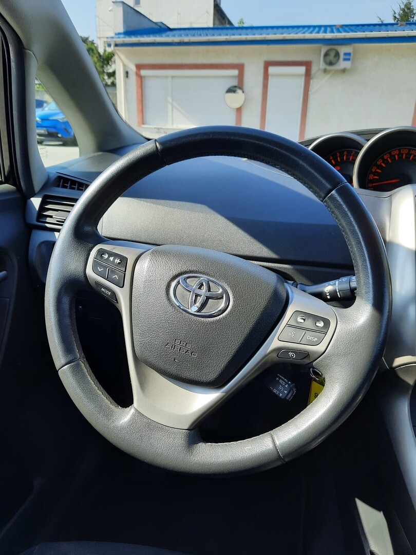 Toyota Verso